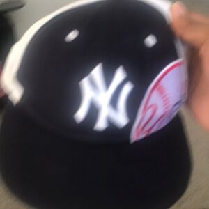 I’m selling this New York hats